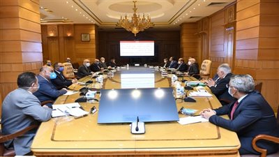 بحث مستجدات موضوعات التعاون بين 