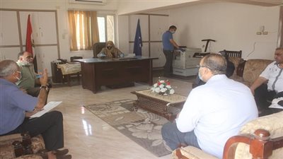 تعليم السويس يبحث إستعدادات إمتحان التخلفات للفصل الدراسي الأول