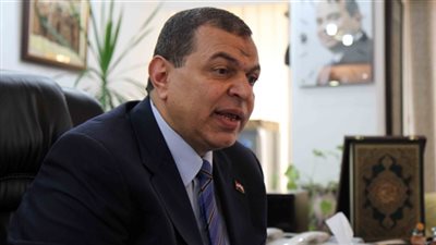 القوي العاملة: الإمارات ترحب بعودة حاملي الإقامات السارية المتواجدين خارج الدولة من يونيو المقبل