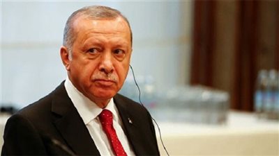 أردوغان يطبق حظر التجوال فى العيد ويهدد معارضيه