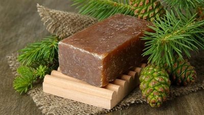 للسيدات.. فوائد الصابون الأسود في محاربة مشاكل البشرة