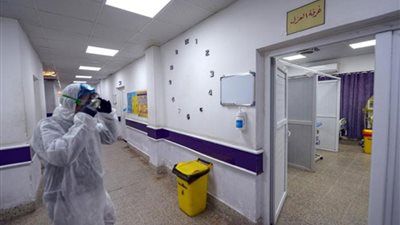 10 وفيات و845 إصابة جديدة بفيروس كورونا في الكويت