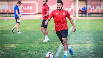 صالح جمعة يترقب وصول عروض خليجية للرحيل عن الأهلي