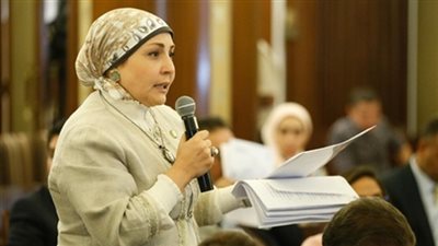 سؤال برلماني بشأن الإجراءات الاستباقية للحكومة لمواجهة اسراب الجراد