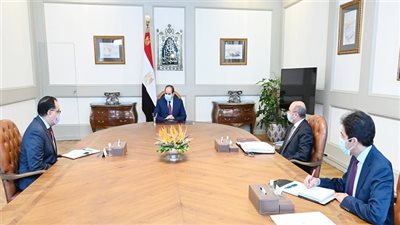  الرئيس السيسي يجتمع مع رئيس الوزراء ووزير العدل