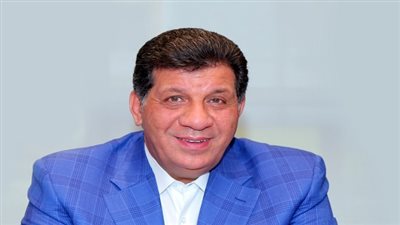 الخبير السياحي أشرف شيحة يُشيد بقرار المملكة على اقتصار الحج على الداخل 