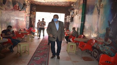 محافظ القليوبية يتابع عودة النشاط للمطاعم والمقاهى ويشدد على الغلق للمخالفين تنفيذا لقرار رئيس الوزراء
