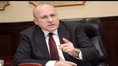 وزير الصحة الأسبق عادل العدوي: إجراءات الحكومة بشأن كورونا أعطت الفرصة للنظام الصحي ليلتقط أنفاسه