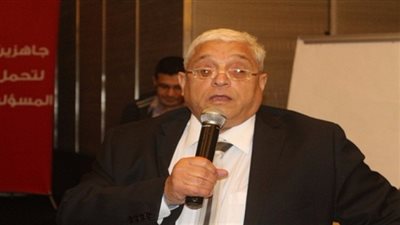 النائب جمال عباس يتقدم بطلب إحاطة لرئيس الحكومة حول تنسيق الشهادة الإعدادية للقبول بالثانوية العامة بأسيوط 