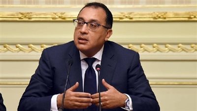 رئيس الوزراء يلتقى السفير العراقى بمصر