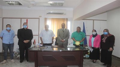 مدير التعليم بالسويس يستقبل البرلماني طارق متولي