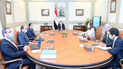 الرئيس السيسي يوجه بالإسراع في عملية إنشاء المخازن الاستراتيجية للتخزين الطبي