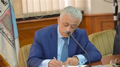 وزير التربية والتعليم يعتمد نتيجة العينة العشوائية لمادة الجغرافيا