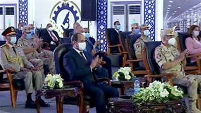 السيسي لوزير النقل حول القطارات الجديدة: 