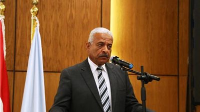 محافظ السويس يوجه رؤوساء الأحياء بشان دعاية 