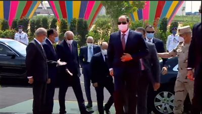 بالفيديو.. الرئيس عبد الفتاح السيسى يشهد إفتتاح المدينة الصناعية بالروبيكى