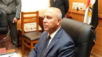 وزير النقل يكشف سر عن زيادة أسعار تذاكر القطارات