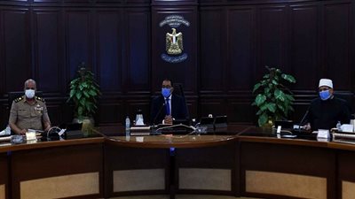 مدبولي: انخفاض أعداد مصابي ووفيات 