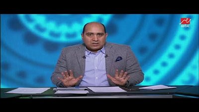 شاهد| موقف محرج لإعلامي رياضي.. والسر اسم مصطفى