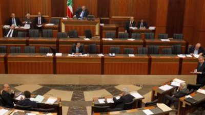 حزب الكتائب اللبنانى يعلن استقالة نوابه الثلاثة من البرلمان