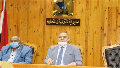 مدير تعليم القاهرة يبحث مع مديرى الإدارات التعليمية الاستعدادات لانتخابات مجلس الشيوخ 2020