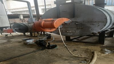 ضبط مصنع في بحري يقوم بإعادة تنقية 