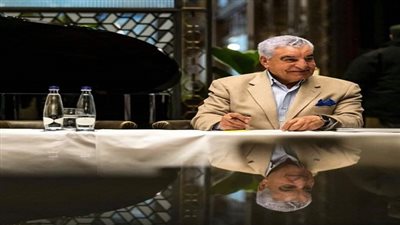 علماء الآثار: 