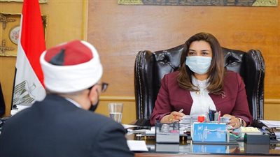 محافظ دمياط تناقش خطة مديرية الأوقاف استعدادًا لعودة صلاة الجمعة بعدد ٥٤٤ مسجد بنطاق المحافظة 