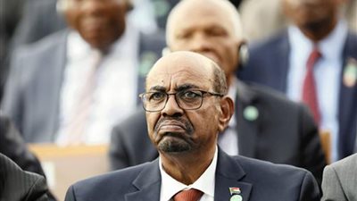 تطورات محاكمة البشير بقضية انقلاب 1989 