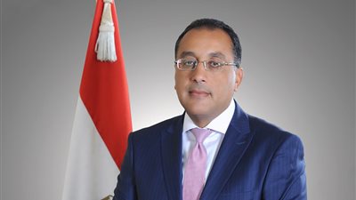 الحكومة: 98% من قرى الريف المصرى متصلة بشبكة الكهرباء العامة 