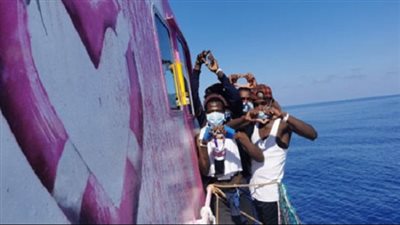 إيطاليا تدعو لفرض عقوبات على دول الاتحاد الأوروبى الرافضة لنقل المهاجرين