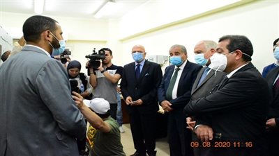 وزير التموين يتفقد صومعة بنى سلامة بالجيزة
