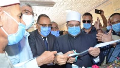 وزير الأوقاف ومحافظ الشرقية يفتتحان مسجد كفر أباظة