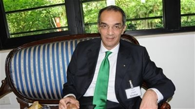 وزير الاتصالات يعلن بدء الدراسة فى جامة 