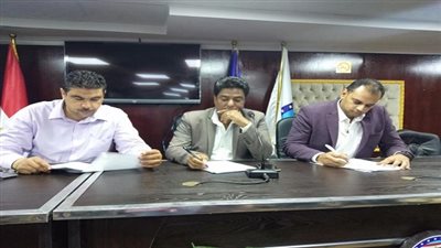 مستقبل وطن بالسويس يواصل مقابلاته الشخصية للشباب العاطل لتوفير فرص عمل لهم