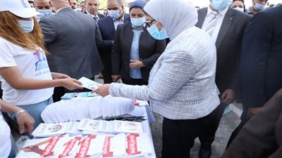 وزيرة الصحة تشارك في التجارب الإكلينيكية في مرحلتها الثالثة للقاح فيروس كورونا المستجد