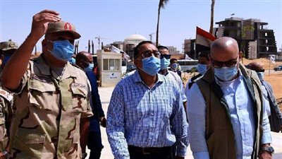 مدبولي يتفقد وحدات الإسكان للموظفين المنتقلين للعاصمة الادارية بمدينة بدر