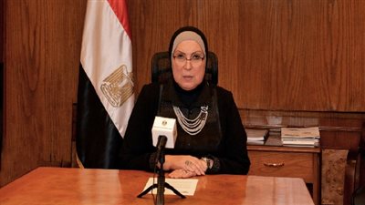 وزيرة التجارة والصناعة تؤكد حرص الحكومة على تطبيق المعايير الدولية لتعزيز تنافسية القطن المصري اقليمياً ودولياً