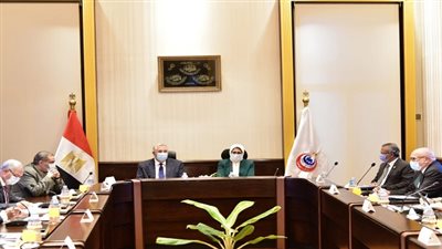 وزيرة الصحة: إطلاق 63 قافلة طبية مجانية بمحافظات الجمهورية