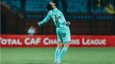 حقيقة أزمة محمد الشناوي في الأهلي.. إعرفها