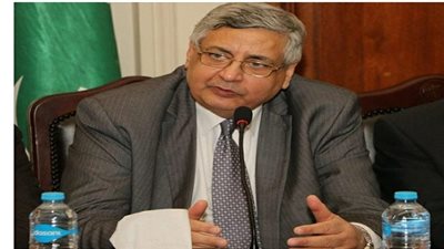 مستشار رئيس الجمهورية يكشف علاقة الشتاء بالموجة الثانية لكورونا