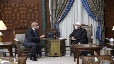 شيخ الأزهر يستقبل الدكتور عاصم الجزار وزير الإسكان