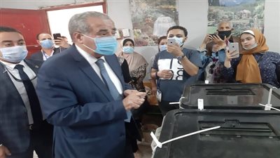 وزير التموين يدلى بصوته في انتخابات مجلس النواب ٢٠٢٠