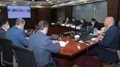 النقل توقع تمويل مشروعات بـ 1,128مليار يورو مع بنك الاستثمار الأوروبي