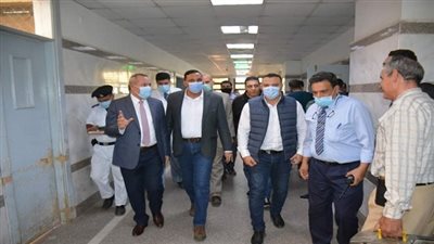 محافظ الدقهلية يطمئن على الحالة الصحية لسكرتير عام المحافظة 