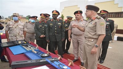 قائد قوات الدفاع الجوى السودانى يلتقى الفريق على فهمى قائد قوات الدفاع الجوى