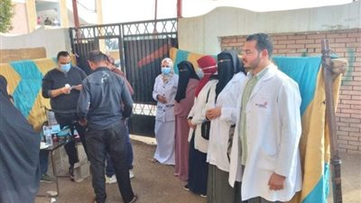 في الدقهلية.. مساعدات طبية وكراسي متحركة لكبار السن بمحيط لجان 