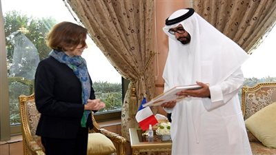 الإمارات تبحث مع فرنسا علاقات التعاون الدفاعى المشترك بين البلدين