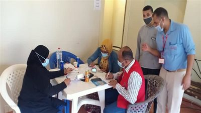  ختام مبادرة رئيس الجمهورية للأمراض المزمنة بعد فحص العاملين بالسخنة