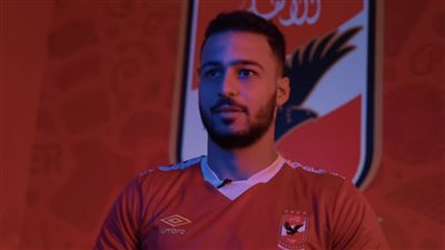 إصابة أحمد بيكهام بفيروس كورونا 